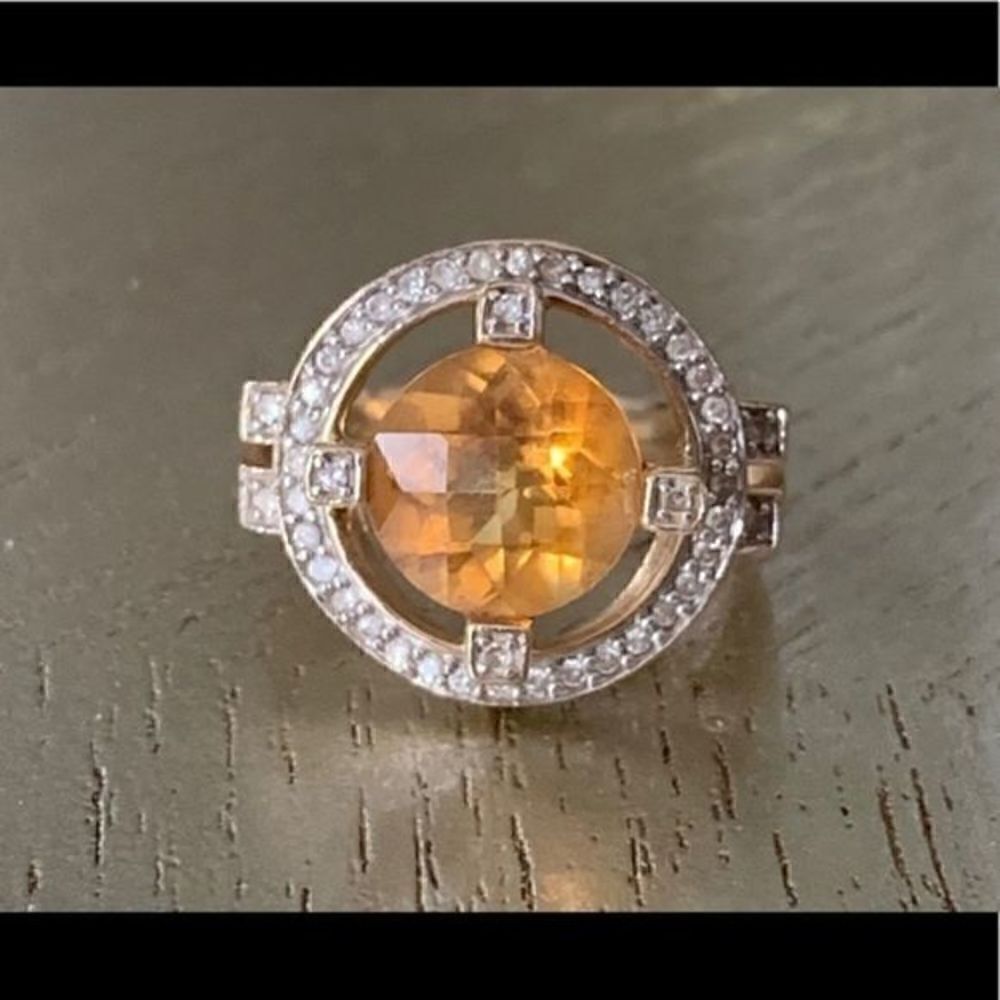 Citrine and diamond 14 karat gold ring sz 7